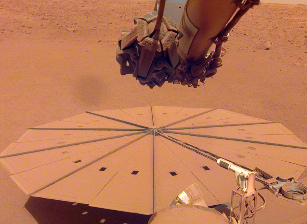 nasa-insight-mars-lander-final-tweet-dust.jpg